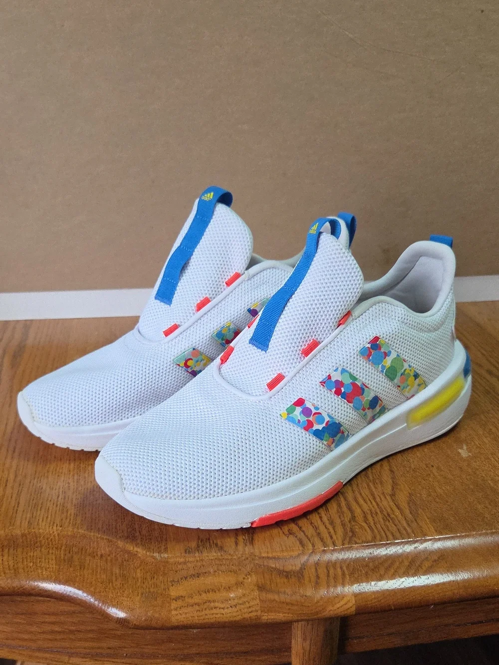 Adidas Racer TR23 kid's sneakers 2023 Size 6.5 *needs Laces*